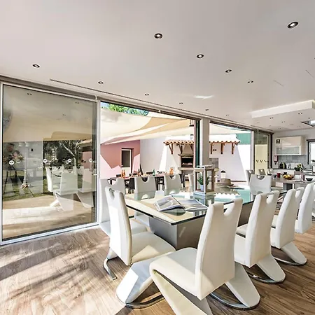 Villa Quinta Valente Vip Properties By Interhome וילה סילבס